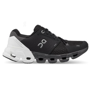 On Cloud Cloudflyer 4 Negras Blancas | PE_ON8681