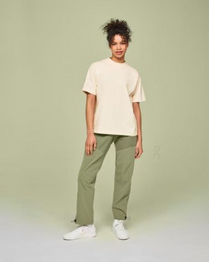 On Cloud Studio-T Beige | PE_ON8001