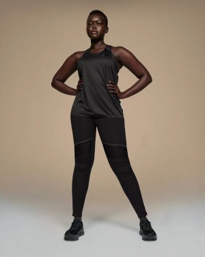 On Cloud Tank-T Negras Blancas | PE_ON8520