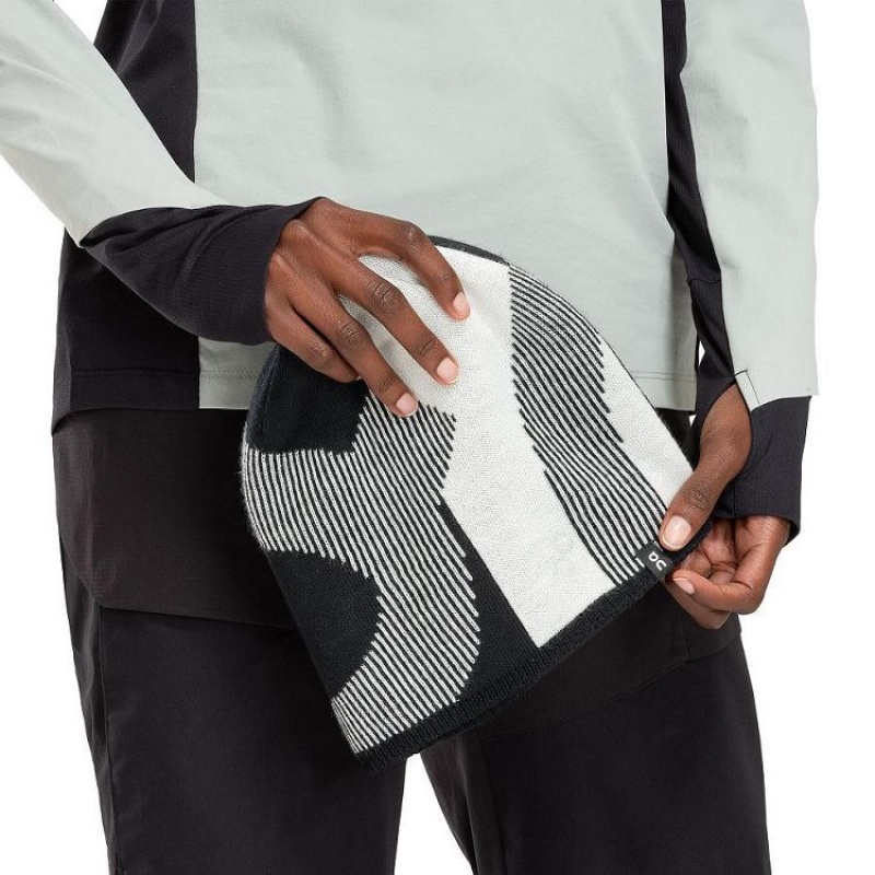 On Cloud Explorer Merino Negras Blancas | PE_ON8273