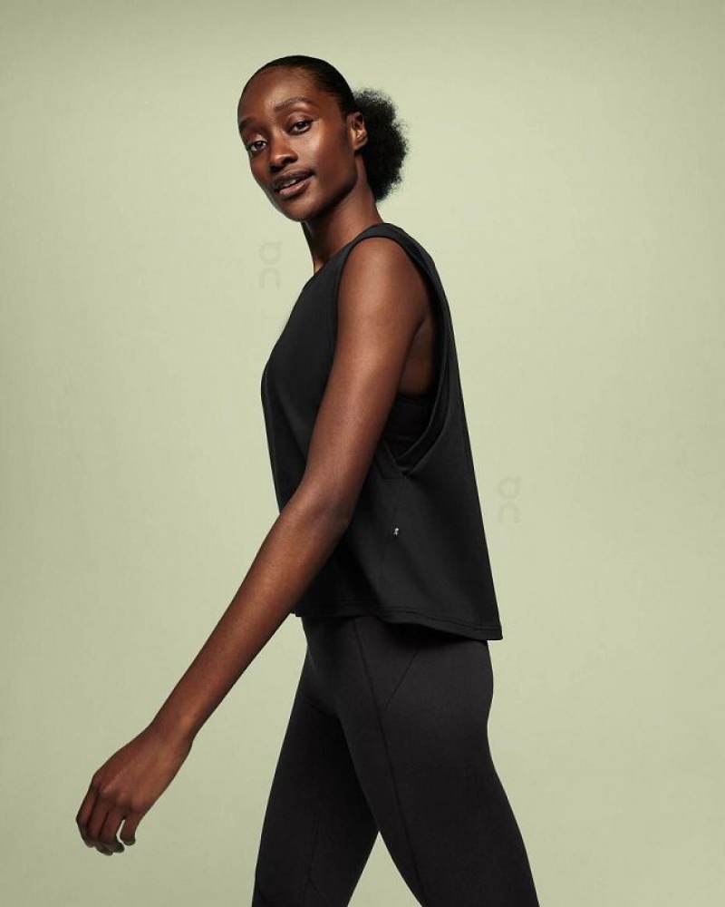 On Cloud Focus Crop Negras | PE_ON8114