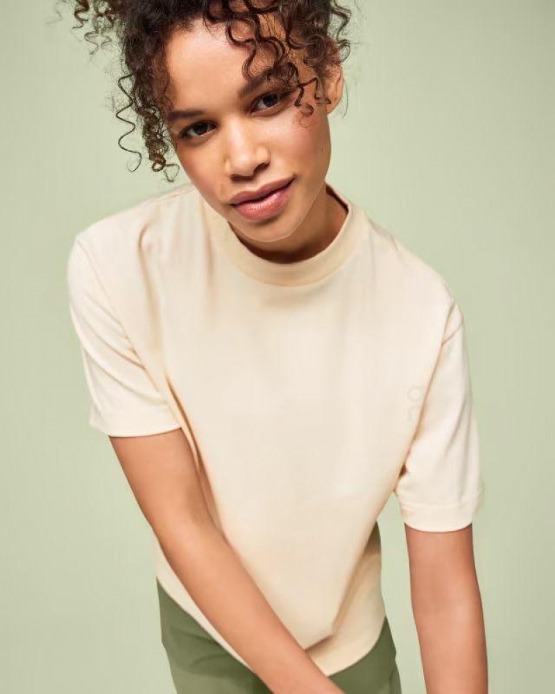 On Cloud Studio-T Beige | PE_ON8001